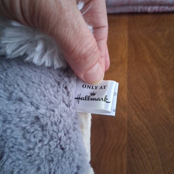 Hallmark Purple Easter Basket with Plush Toys - Picture 5 of 14